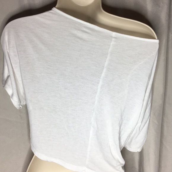 Cute slouch crop top! - Picture 3 of 3